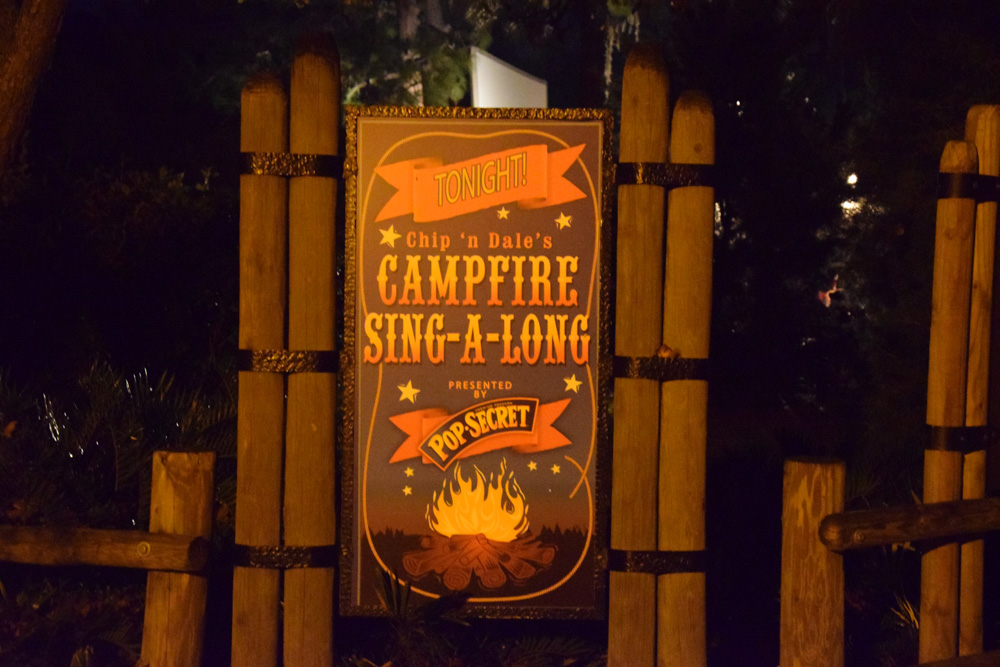 Chip 'n' Dale's Campfire Sing-A-Long, a fogueira do Tico e Teco