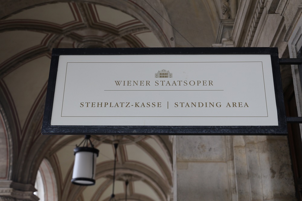 Como assistir a uma ópera em Viena quase de graça? - 99 Destinos