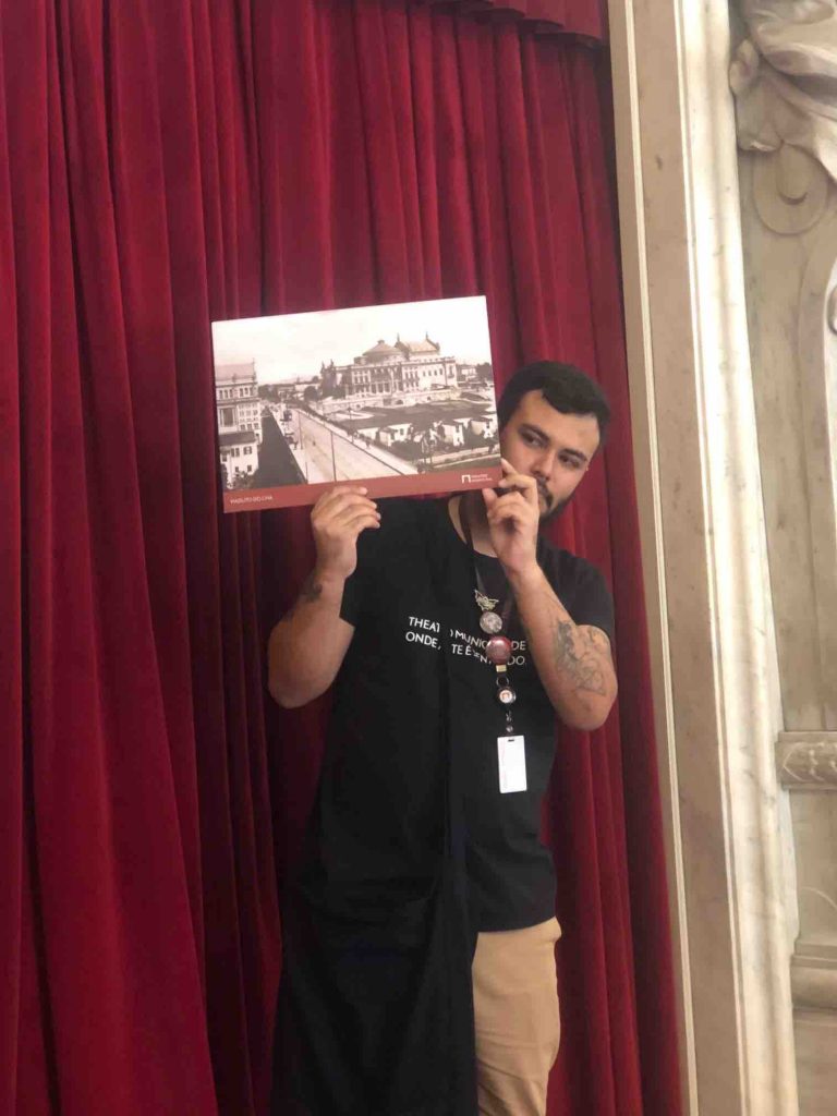 Visita ao Teatro Municipal SP guia