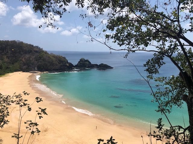 Praias de Fernando de Noronha Sancho